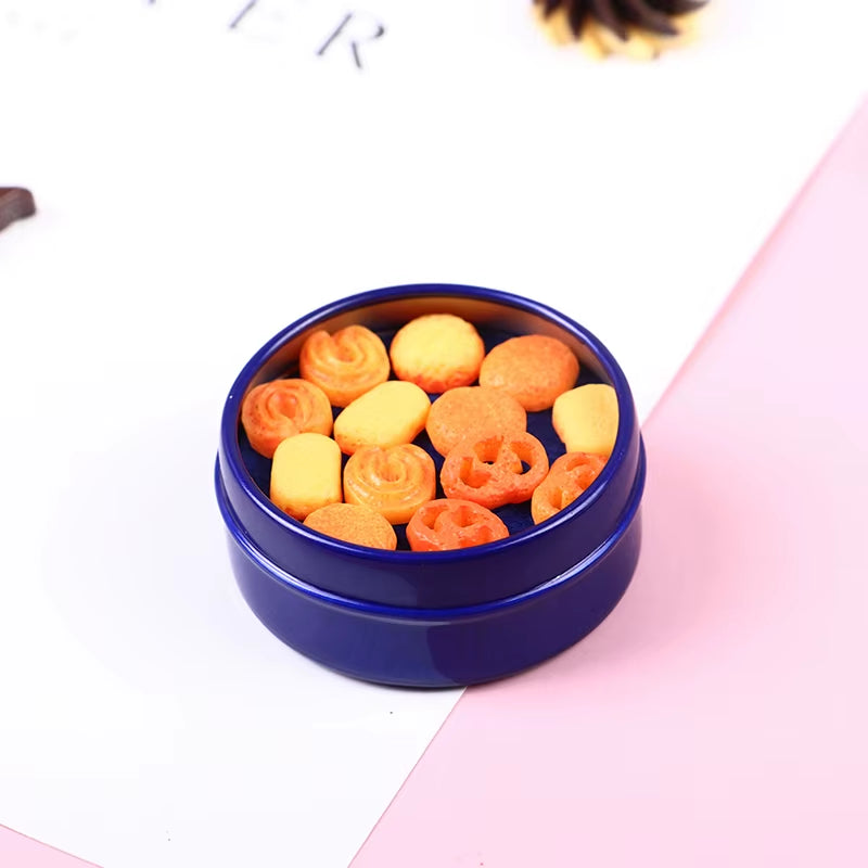 1Pcs 1/12 Dollhouse Miniature Danish Cookie Blue Tin Box Model Set Kitchen Accessories for Doll House Decor Kids Toys Gift
