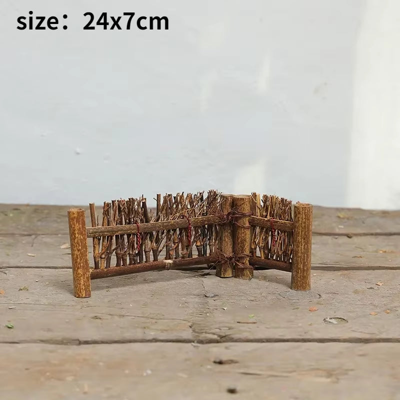 Doll House Mini Wooden Chicken House Mini Bonfire Miniature Manger Doll House Accessories Fairy Garden Yard Decoration