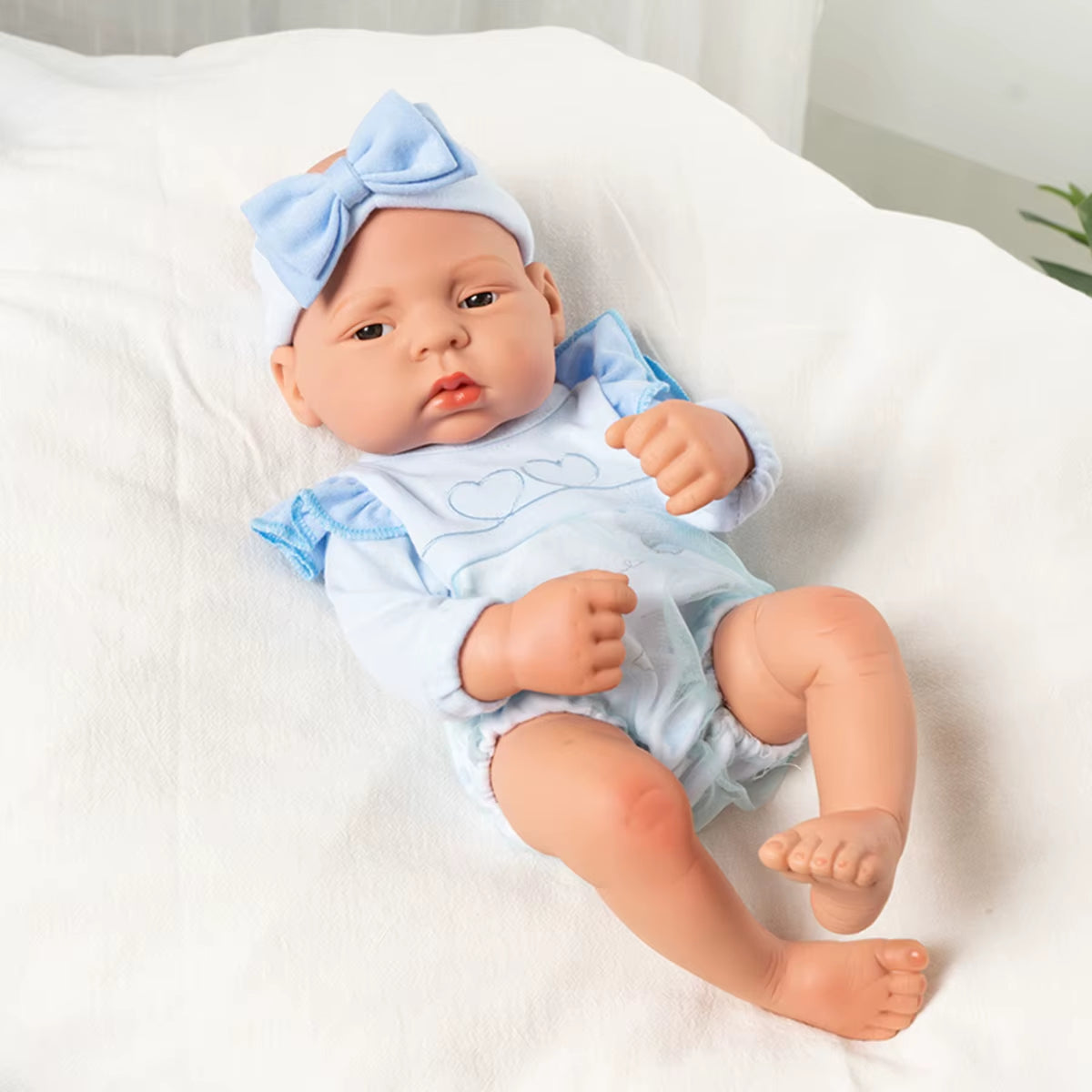 17Inch 45Cm Reborn Dolls Baby Dolls Toys Girl Lifelike Reborn Dolls Full Body Silicone Girl Doll Bebe Doll Toys Christmas Gifts
