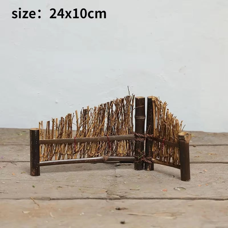 Doll House Mini Wooden Chicken House Mini Bonfire Miniature Manger Doll House Accessories Fairy Garden Yard Decoration