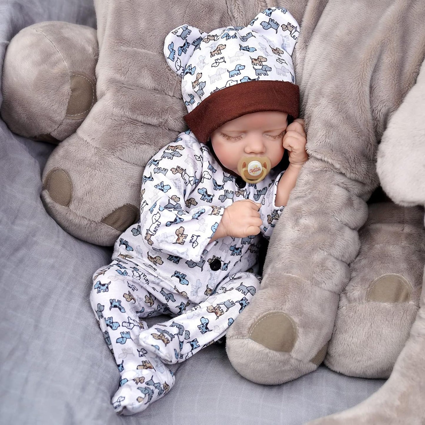 Realistic-Newborn Baby Dolls, 17 Inch Lifelike Reborn Baby Dolls Real Life Baby Dolls with Toy Accessories & Gift Box for Kids 3+ or Reborners Collection