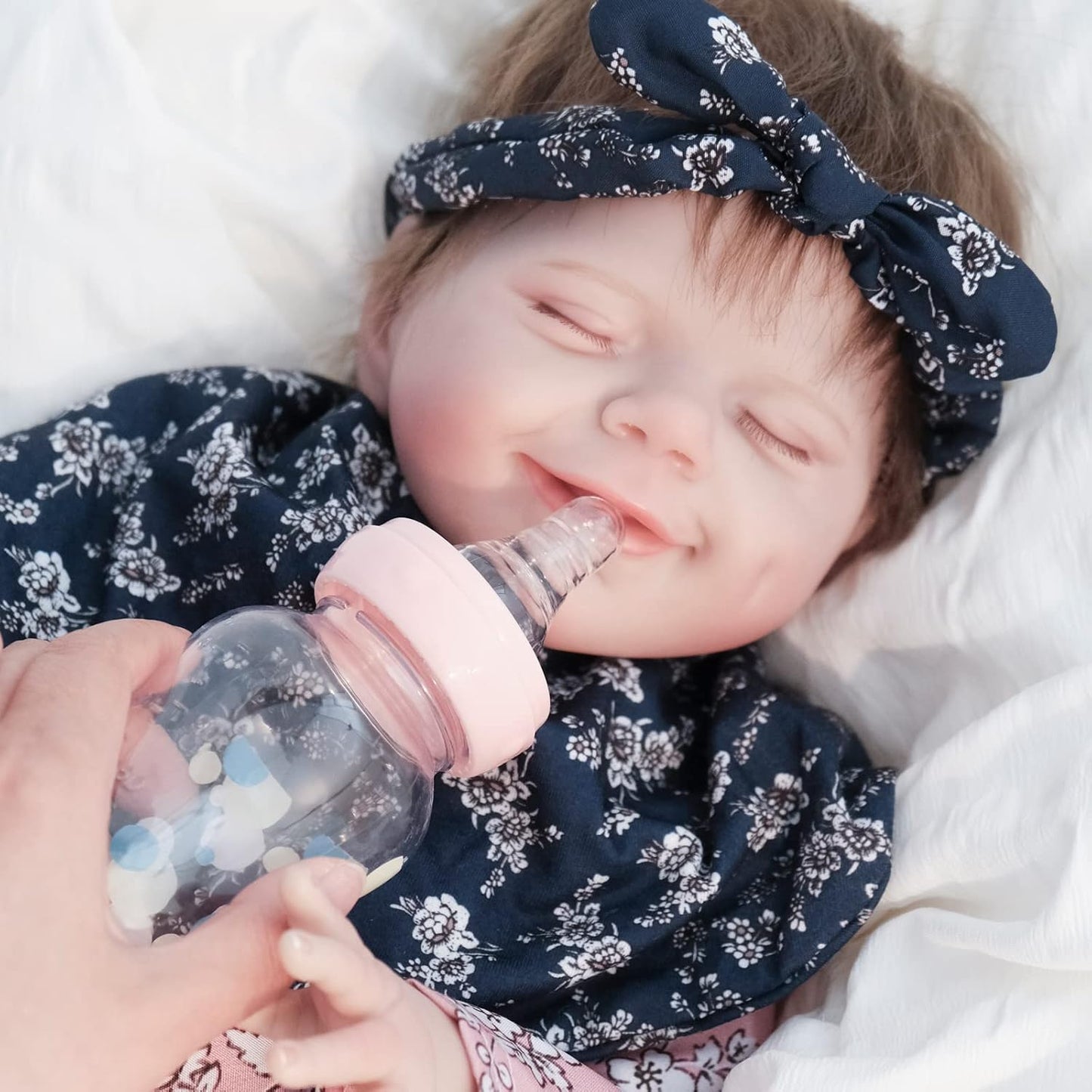 Reborn Baby Dolls Girl, 18 Inches Realistic Newborn Baby Sleeping Dolls with Soft Silicone Vinyl Full Body, Lifelike Cute Baby Dolls for 3+ Year Old Girls, Reborn Doll Gift Set