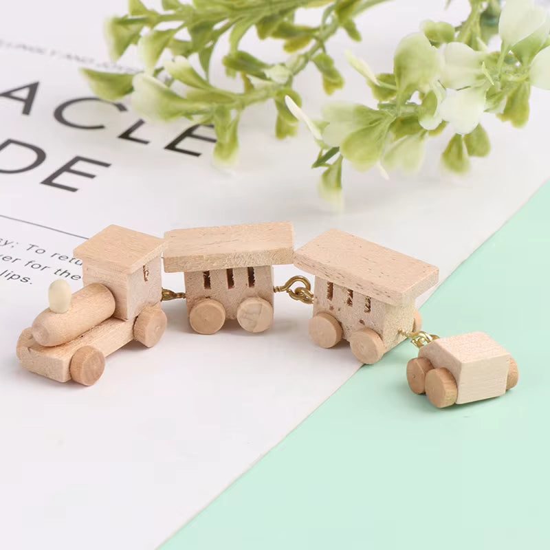 1Pc Mini Wooden Train Simulation Model Toys 1/12 Dollhouse Miniature Accessories for Doll House Decoration Educational Toys